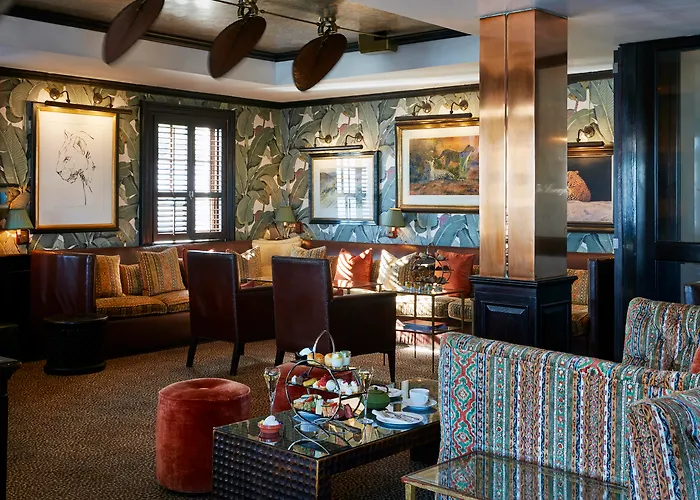 Twelve Apostles Hotel & Spa